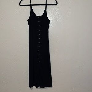 Lonnng black dress, not a short skirt